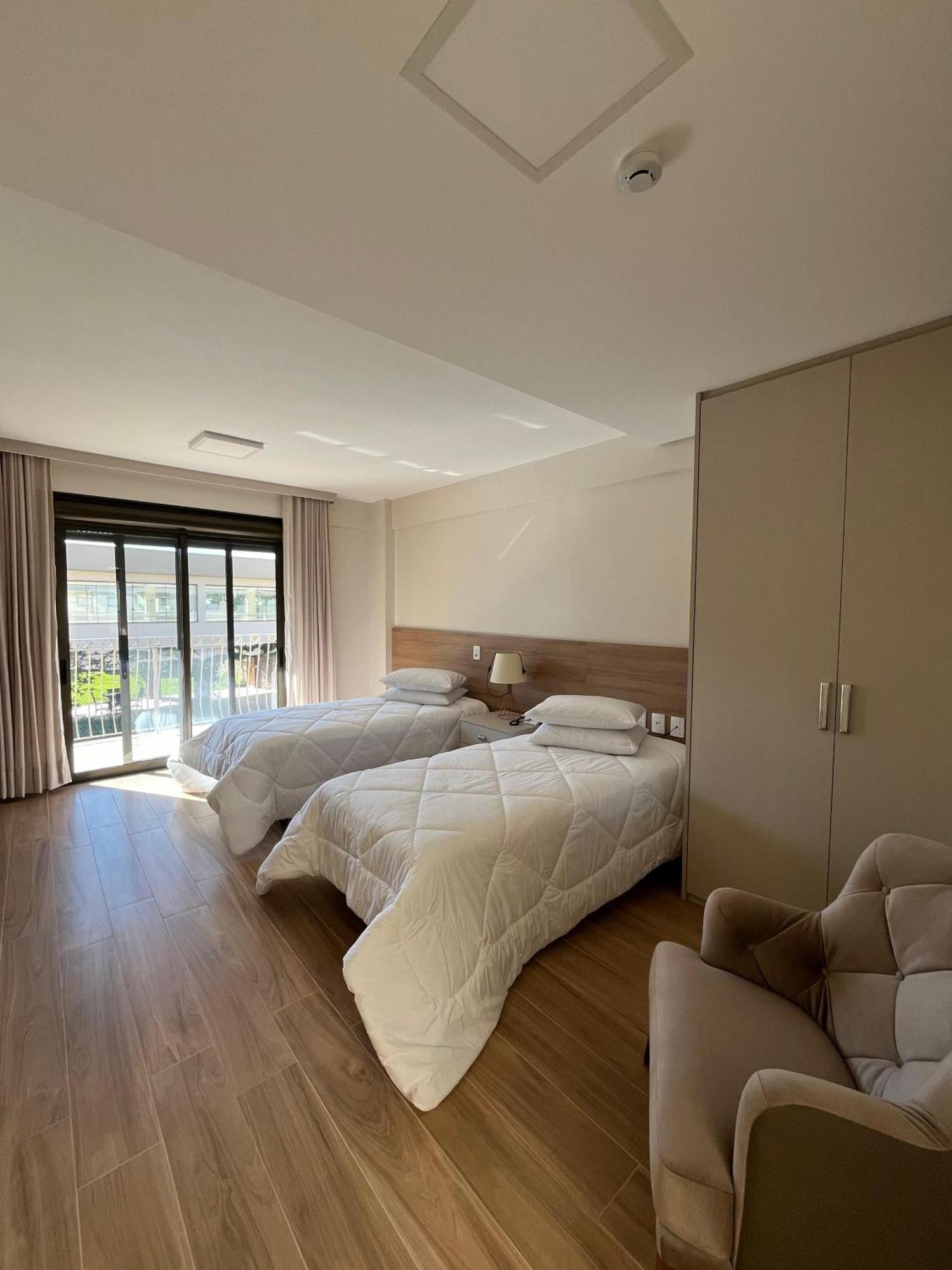 Ville Del Bosco Hotel Sao Marcos Экстерьер фото